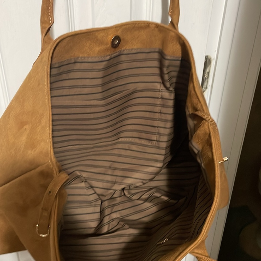 New tote size GM - Picture 3 of 5